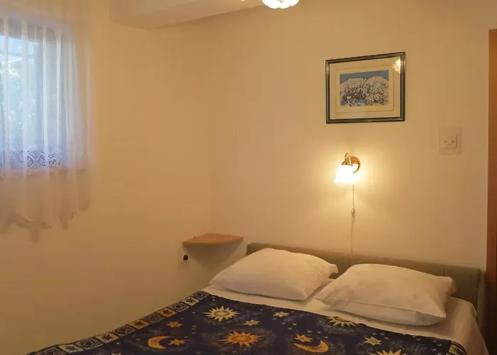 With A Parking Space Malinska, Krk - 19296 Appartement Malinska